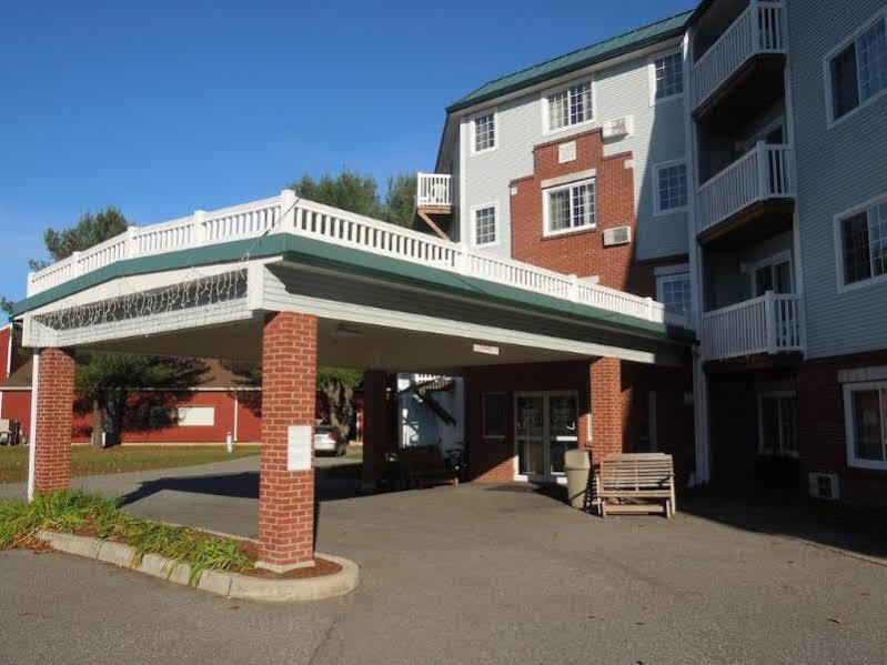 Baymont By Wyndham Essex Burlington Area Exterior foto